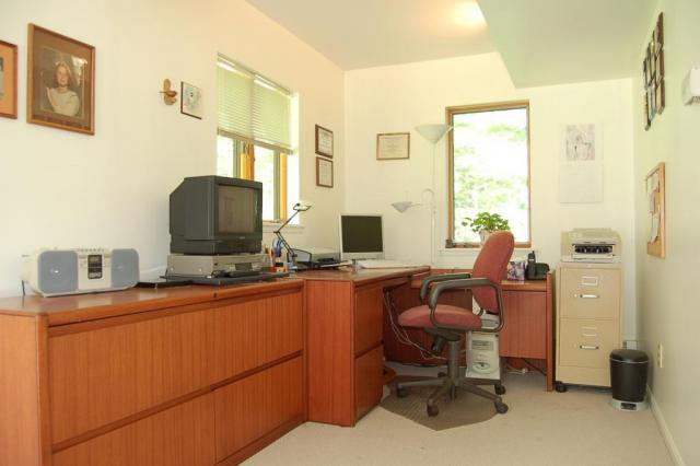 OFFICE1A.jpg